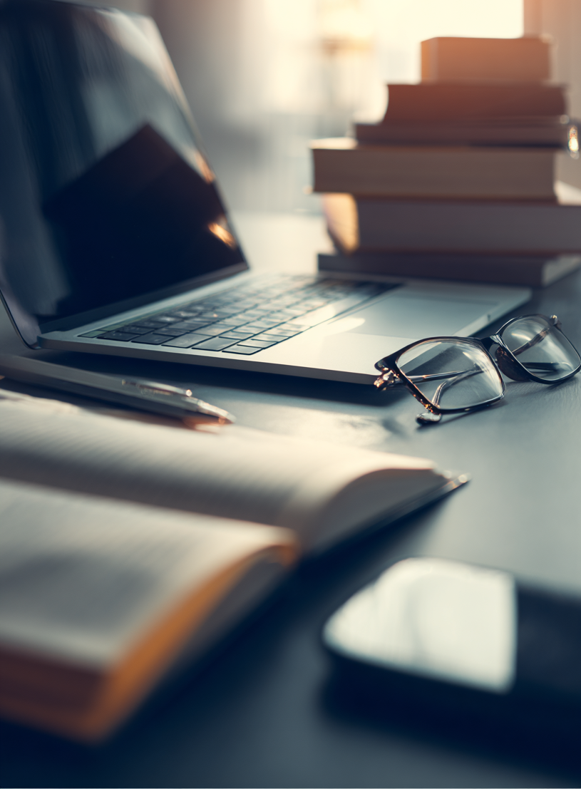 Laptop mit Lesebrille